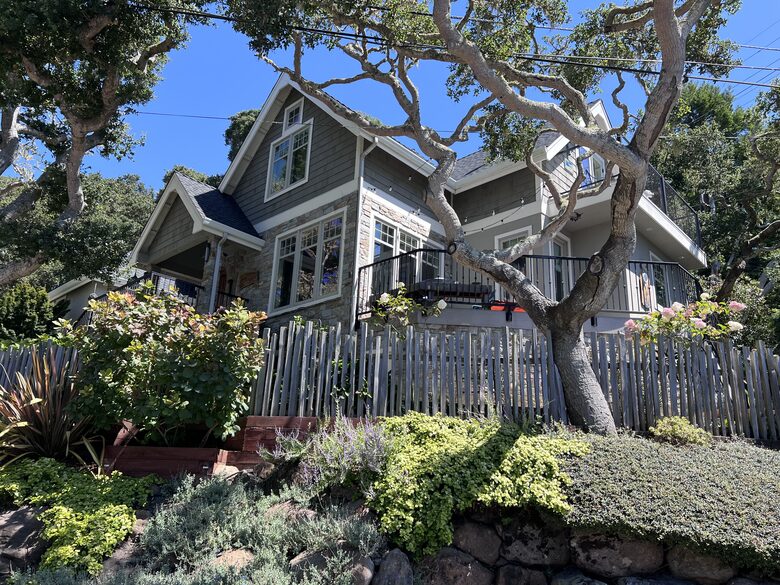 Looking up from the street. Elevated position = lots of privacy