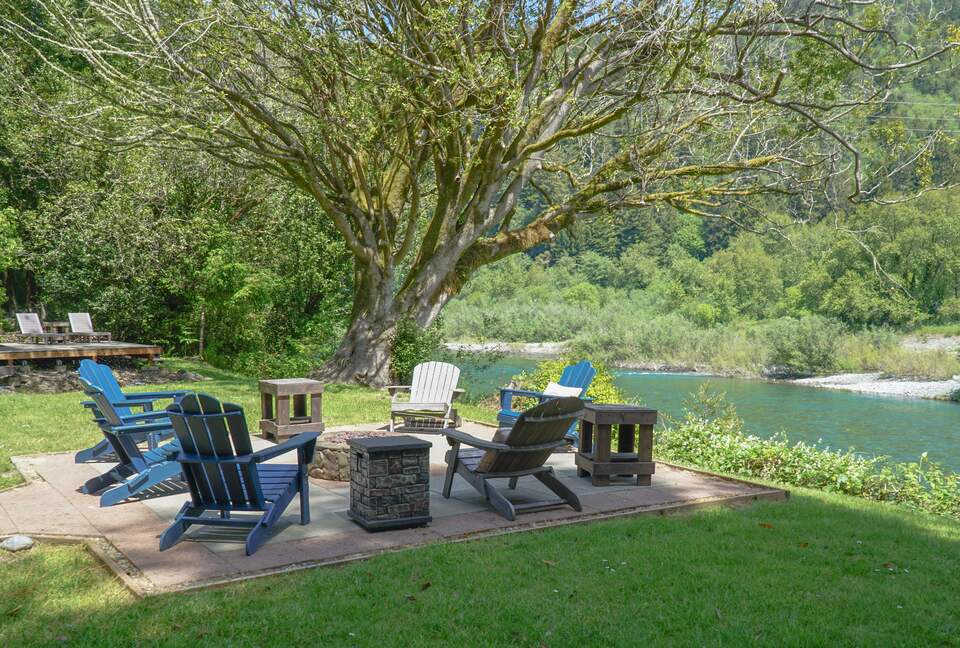 Emerald River Retreat - Crescent City, California