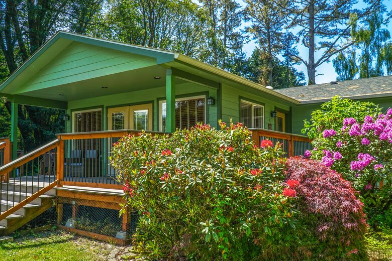 Emerald River Retreat - Crescent City, California