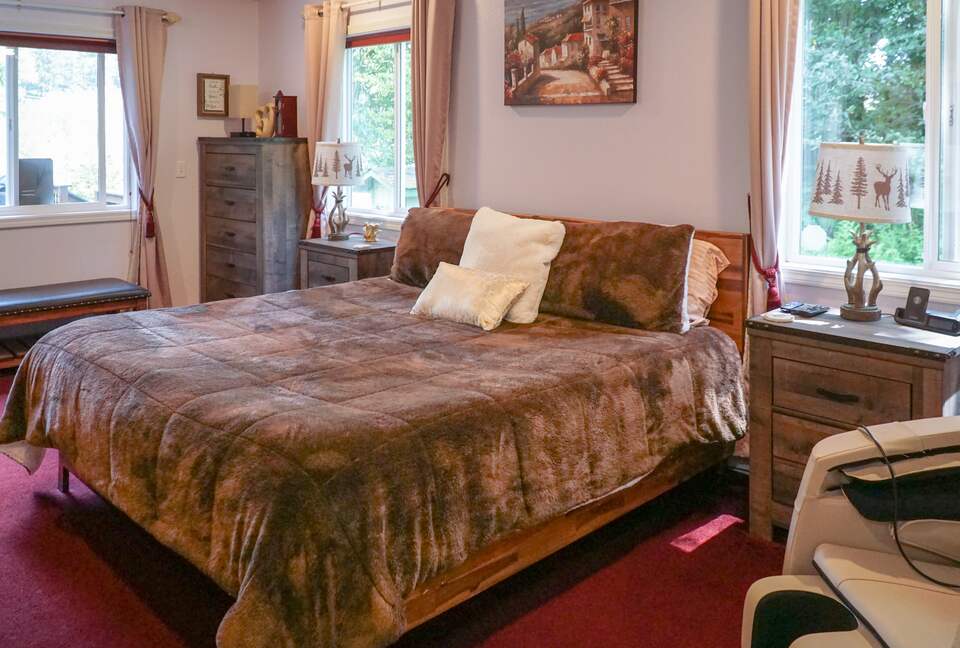 Emerald River Retreat - Crescent City, California