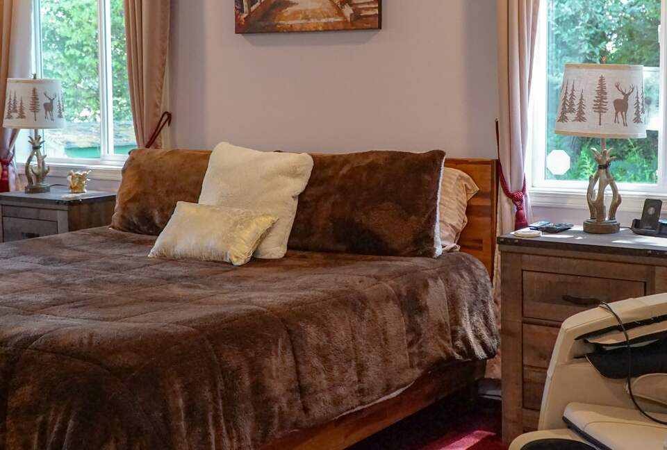 Emerald River Retreat - Crescent City, California