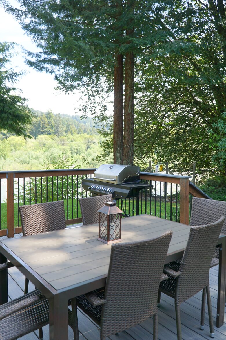 Emerald River Retreat - Crescent City, California