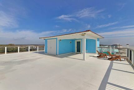 Rooftop Views at Folly Beach - Folly Beach, South Carolina