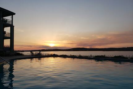 Lake Martin Serenity Condo - Dadeville, Alabama