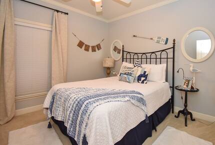 Lake Martin Serenity Condo - Dadeville, Alabama