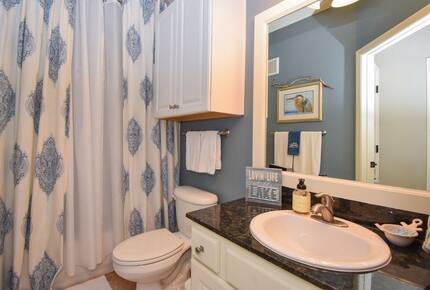 Lake Martin Serenity Condo - Dadeville, Alabama