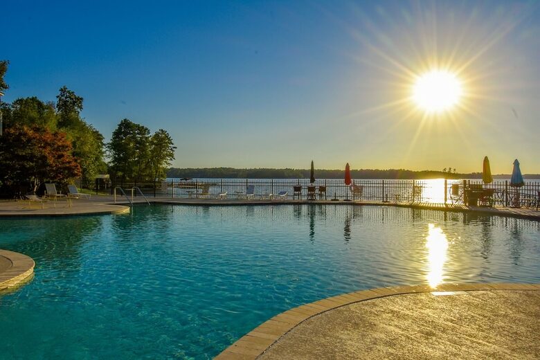 Lake Martin Serenity Condo - Dadeville, Alabama