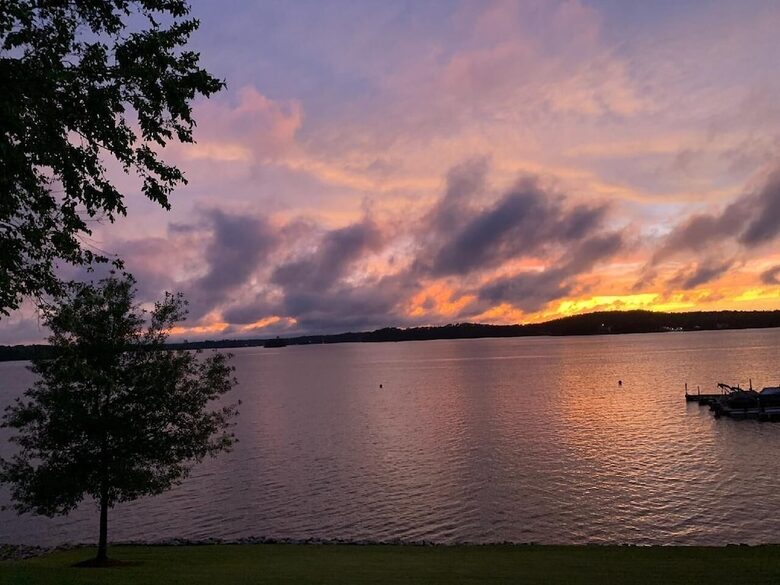 Lake Martin Serenity Condo - Dadeville, Alabama