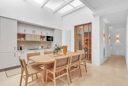 Stylish 2 Bedrooms by La Malagueta Beach - Málaga, Spain