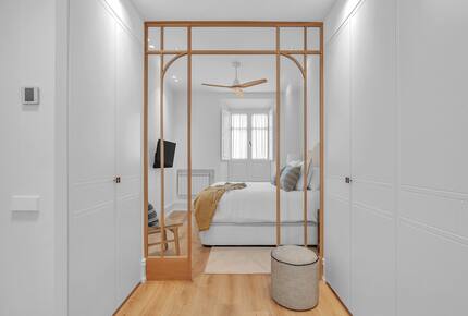 Stylish 2 Bedrooms by La Malagueta Beach - Málaga, Spain