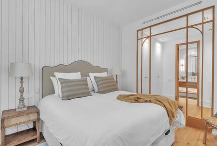 Stylish 2 Bedrooms by La Malagueta Beach - Málaga, Spain