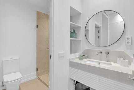 Stylish 2 Bedrooms by La Malagueta Beach - Málaga, Spain