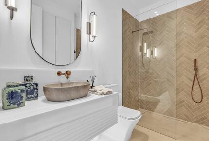 Stylish 2 Bedrooms by La Malagueta Beach - Málaga, Spain