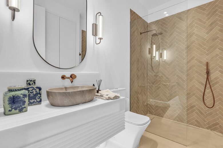 Stylish 2 Bedrooms by La Malagueta Beach - Málaga, Spain