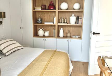 Stylish 2 Bedrooms by La Malagueta Beach - Málaga, Spain