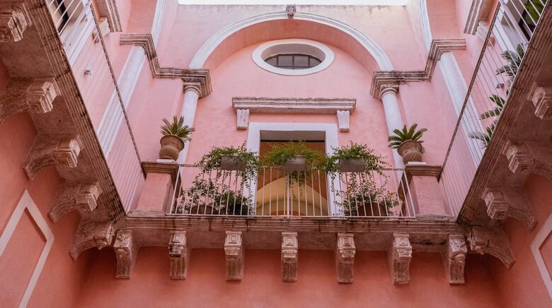 Timeless Salento Charm with Modern Comforts - Taviano, Italy