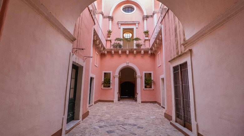 Timeless Salento Charm with Modern Comforts - Taviano, Italy