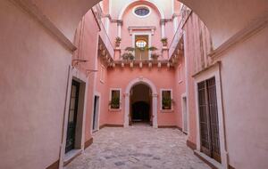 Timeless Salento Charm with Modern Comforts - Taviano, Italy