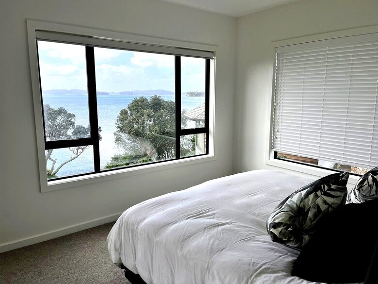 Oceanfront Sanctuary at Algies Bay - Algies Bay, New Zealand