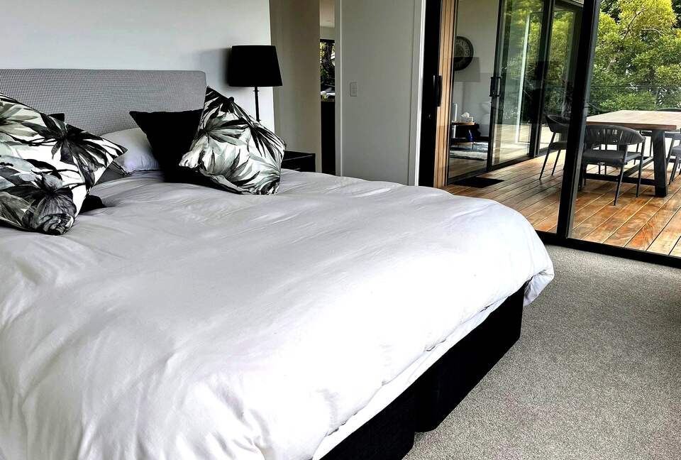 Oceanfront Sanctuary at Algies Bay - Algies Bay, New Zealand