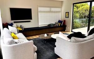 Oceanfront Sanctuary at Algies Bay - Algies Bay, New Zealand