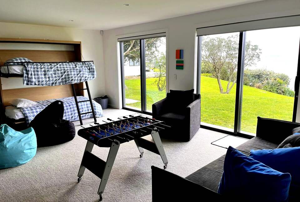 Oceanfront Sanctuary at Algies Bay - Algies Bay, New Zealand