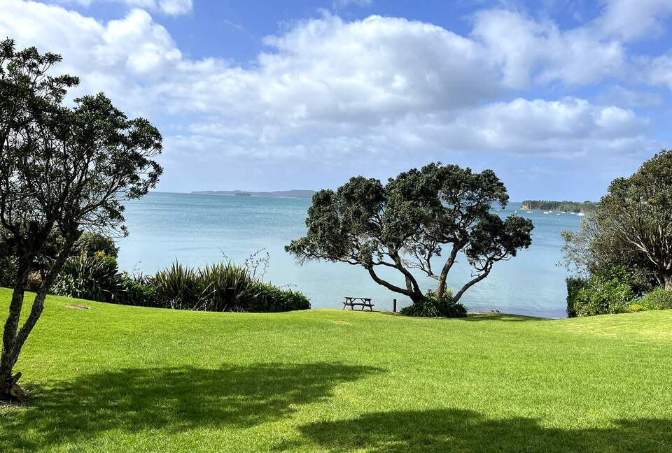 Oceanfront Sanctuary at Algies Bay - Algies Bay, New Zealand