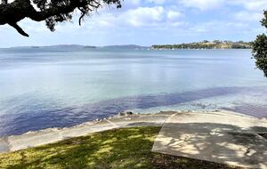Oceanfront Sanctuary at Algies Bay - Algies Bay, New Zealand