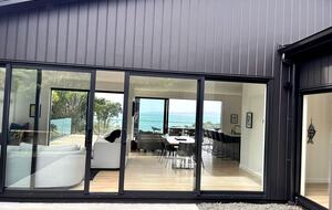 Oceanfront Sanctuary at Algies Bay - Algies Bay, New Zealand