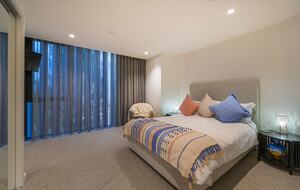 Exclusive Cotton Tree Waterfront Retreat with Resort Amenities - Maroochydore, Australia