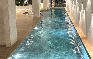 Exclusive Cotton Tree Waterfront Retreat with Resort Amenities - Maroochydore, Australia