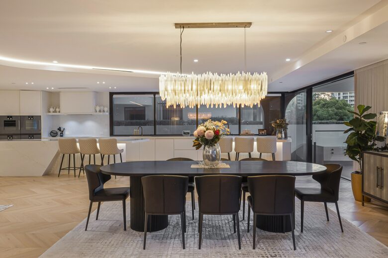 Exclusive Cotton Tree Waterfront Retreat with Resort Amenities - Maroochydore, Australia