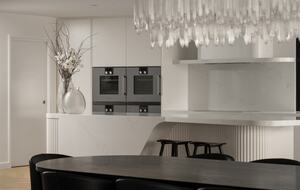 Exclusive Cotton Tree Waterfront Retreat with Resort Amenities - Maroochydore, Australia