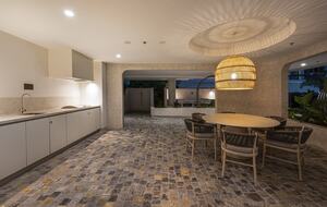 Exclusive Cotton Tree Waterfront Retreat with Resort Amenities - Maroochydore, Australia