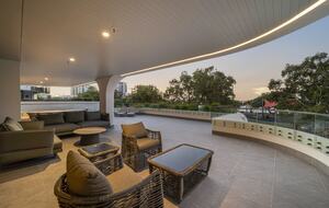 Exclusive Cotton Tree Waterfront Retreat with Resort Amenities - Maroochydore, Australia