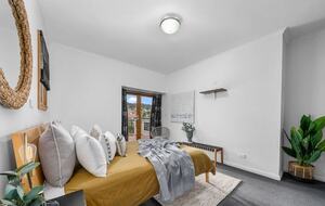 Spacious Bellerive Retreat – Walk to Beach, Cafés & Ferry - Hobart, Australia