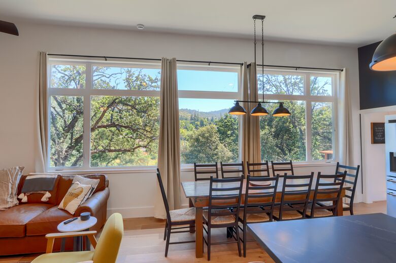 Sierra Foothills Escape Near Yosemite - Mariposa, California