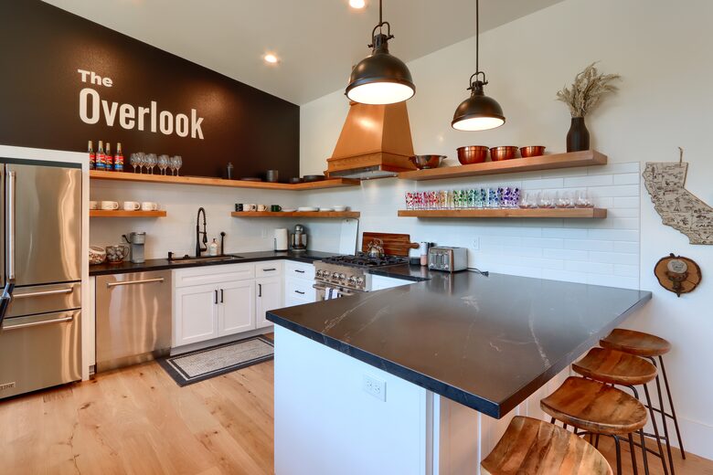 Sierra Foothills Escape Near Yosemite - Mariposa, California