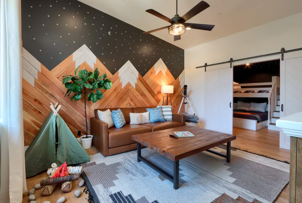 Sierra Foothills Escape Near Yosemite - Mariposa, California