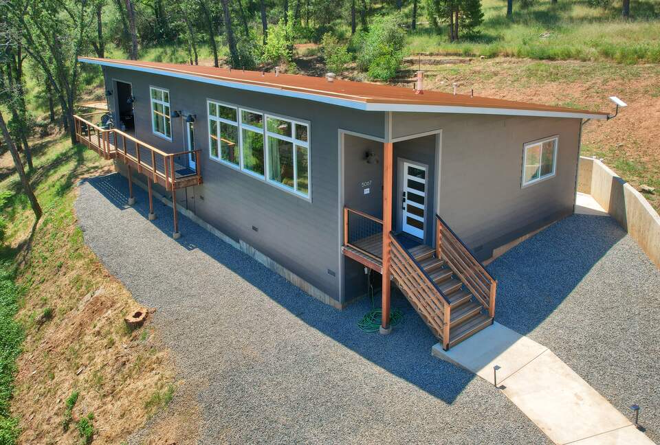 Sierra Foothills Escape Near Yosemite - Mariposa, California