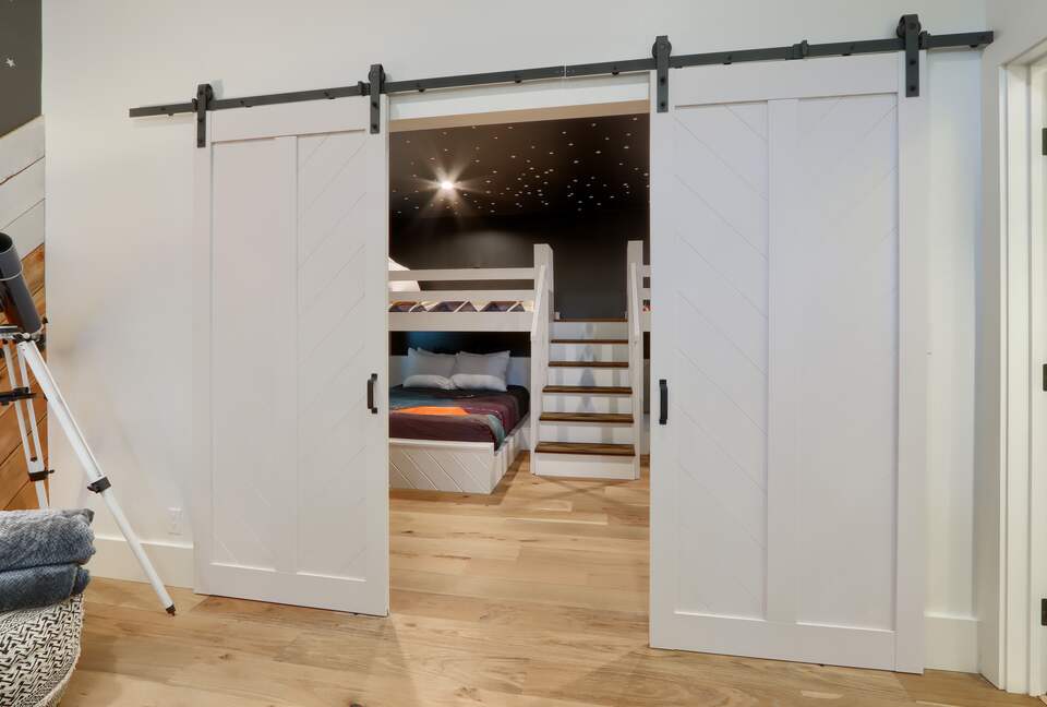 Sierra Foothills Escape Near Yosemite - Mariposa, California