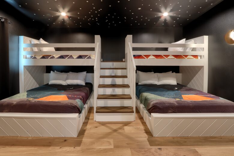 Sierra Foothills Escape Near Yosemite - Mariposa, California