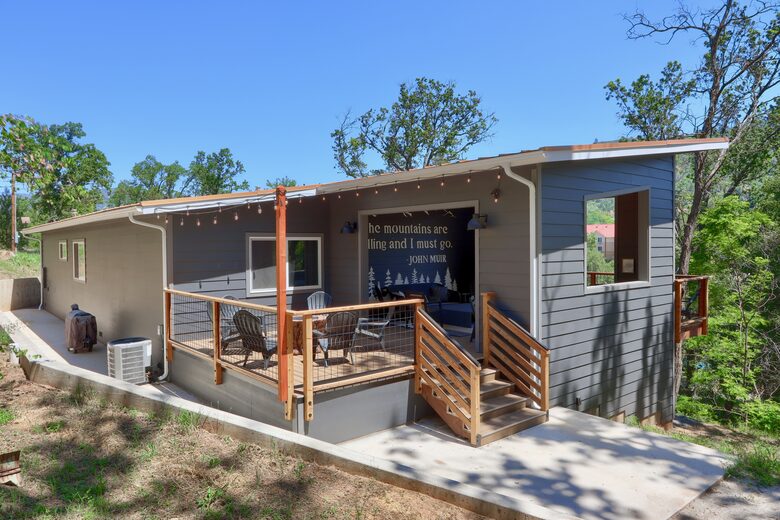 Sierra Foothills Escape Near Yosemite - Mariposa, California