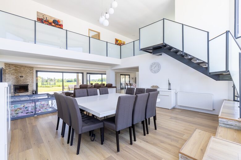 Exquisite Estate with Pool, Spa & Private Cinema - Nibelle, France