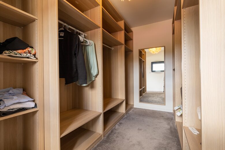 Exquisite Estate with Pool, Spa & Private Cinema - Nibelle, France