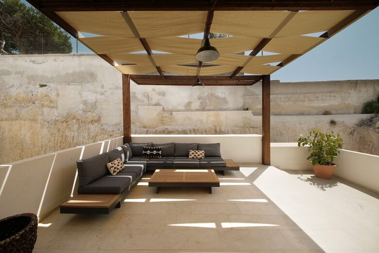 Sea-View Contemporary Villa at Plemmirio Reserve - Syracuse, Italy