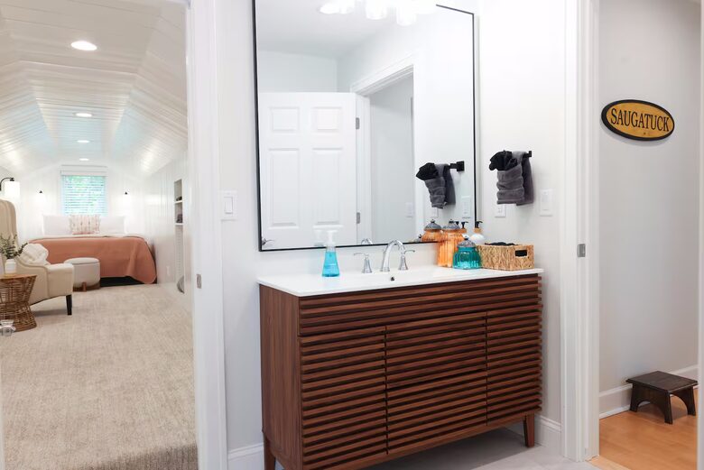 Lakeview Loft in the Heart of Saugatuck - Saugatuck, Michigan