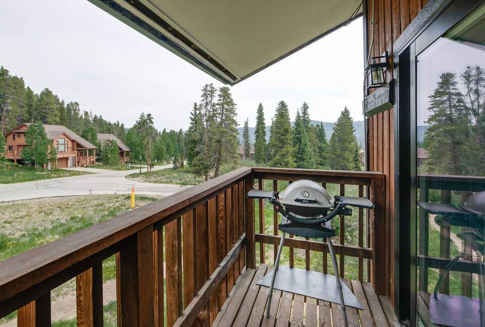 Alpine Comfort Steps from Downtown Breckenridge - Breckenridge, Colorado