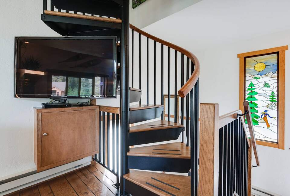 Alpine Comfort Steps from Downtown Breckenridge - Breckenridge, Colorado