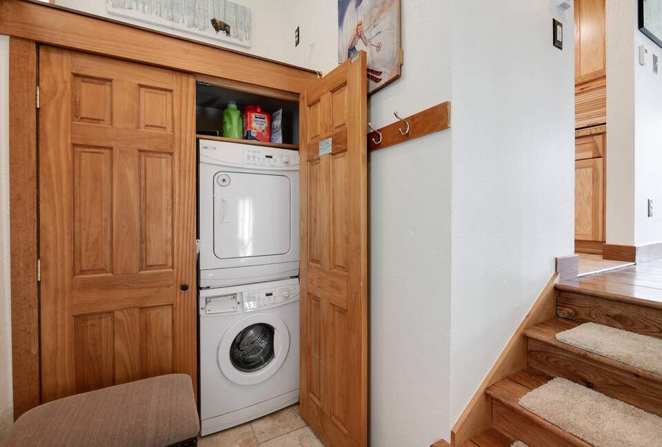 Alpine Comfort Steps from Downtown Breckenridge - Breckenridge, Colorado